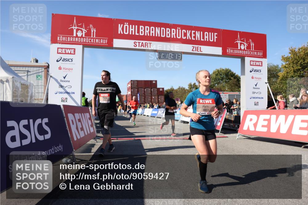 03.10.2025 - Köhlbrandbrückenlauf Lena Gebhardt http://msf.ph/oto/9059427 03.10.2025 13:10:13 Ziel 4147, 4196, 4343, 4364, 4573, 4683, 4730, 4822, 5029, 5977, 6111, 6428, 6432, 6587, 6764, 6813 meine-sportfotos.de