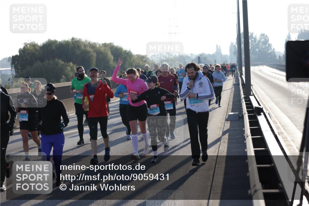 03.10.2025 - Köhlbrandbrückenlauf Jannik Wohlers http://msf.ph/oto/9059431 03.10.2025 09:22:15 Position 3 2476 meine-sportfotos.de