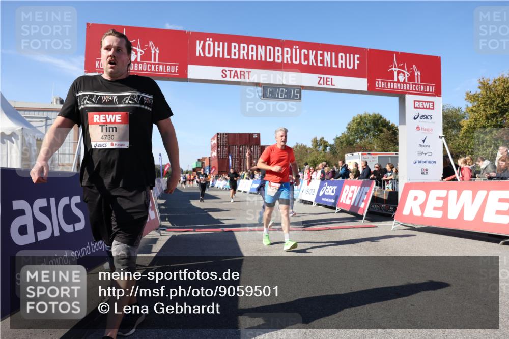 03.10.2025 - Köhlbrandbrückenlauf Lena Gebhardt http://msf.ph/oto/9059501 03.10.2025 13:10:16 Ziel 4147, 4196, 4343, 4364, 4573, 4683, 4730, 4822, 5029, 5977, 6111, 6587, 6813 meine-sportfotos.de