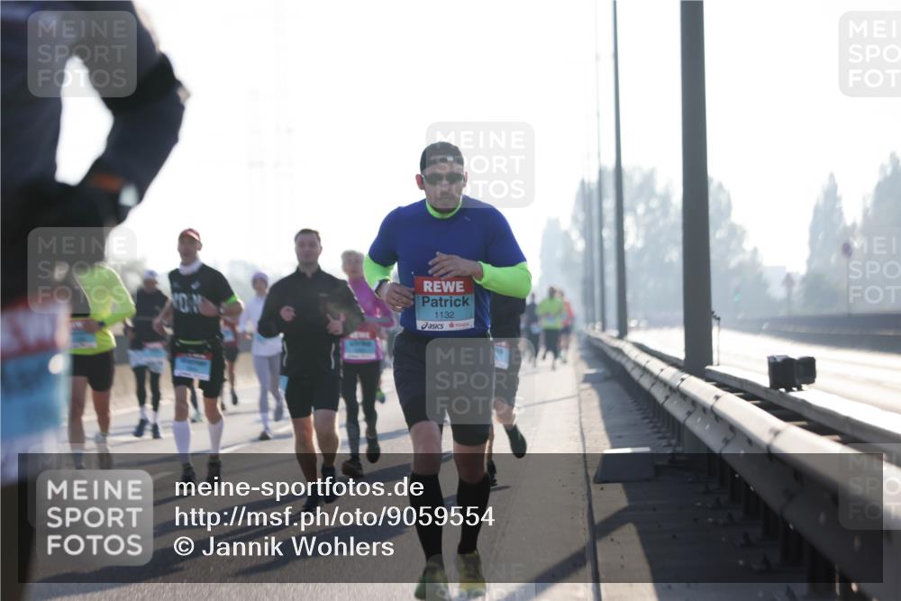 03.10.2025 - Köhlbrandbrückenlauf Jannik Wohlers http://msf.ph/oto/9059554 03.10.2025 09:14:25 Position 3 1132 meine-sportfotos.de