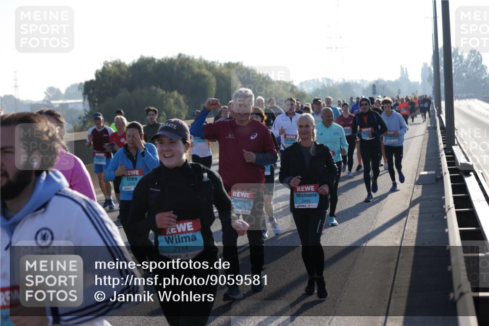 03.10.2025 - Köhlbrandbrückenlauf Jannik Wohlers http://msf.ph/oto/9059581 03.10.2025 09:22:17 Position 3 2315, 2114, 1687, 2435 meine-sportfotos.de