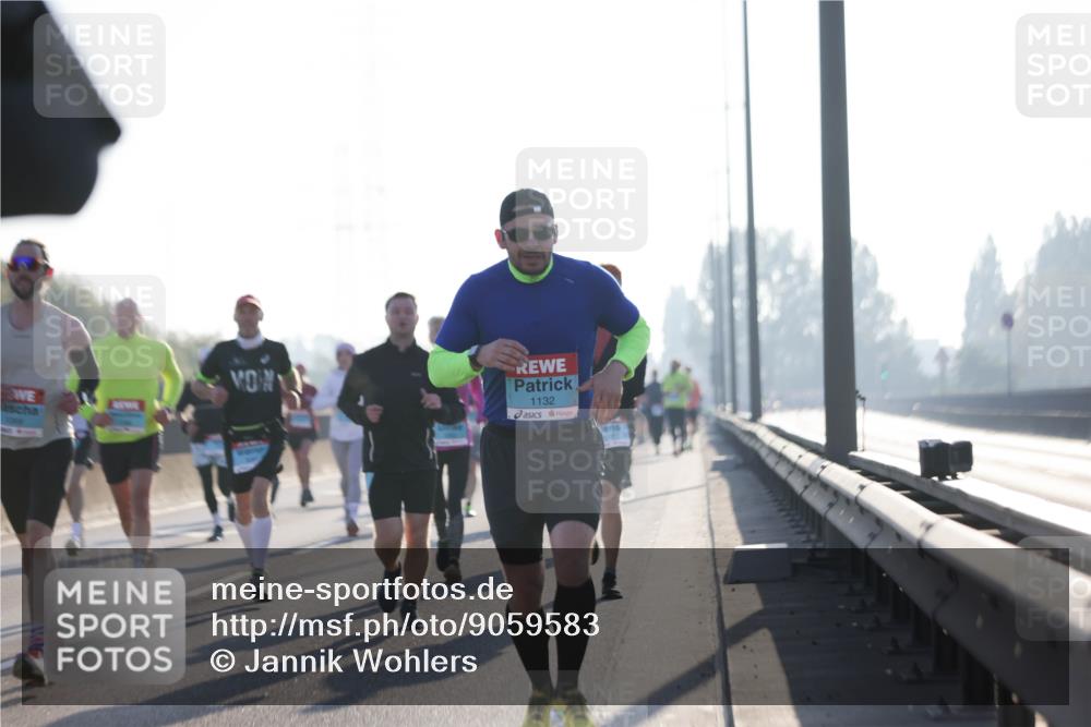 03.10.2025 - Köhlbrandbrückenlauf Jannik Wohlers http://msf.ph/oto/9059583 03.10.2025 09:14:25 Position 3 1132 meine-sportfotos.de