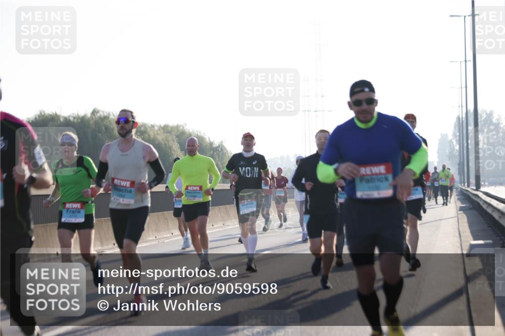 03.10.2025 - Köhlbrandbrückenlauf Jannik Wohlers http://msf.ph/oto/9059598 03.10.2025 09:14:26 Position 3 1130 meine-sportfotos.de