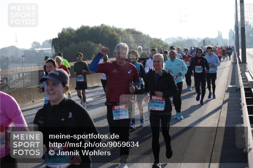 03.10.2025 - Köhlbrandbrückenlauf Jannik Wohlers http://msf.ph/oto/9059634 03.10.2025 09:22:18 Position 3 2114, 1687, 2435 meine-sportfotos.de