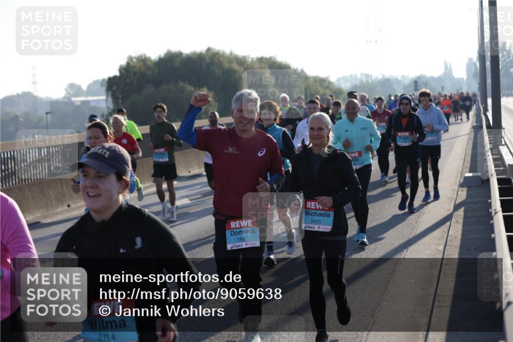 03.10.2025 - Köhlbrandbrückenlauf Jannik Wohlers http://msf.ph/oto/9059638 03.10.2025 09:22:18 Position 3 2114, 1687, 2435 meine-sportfotos.de