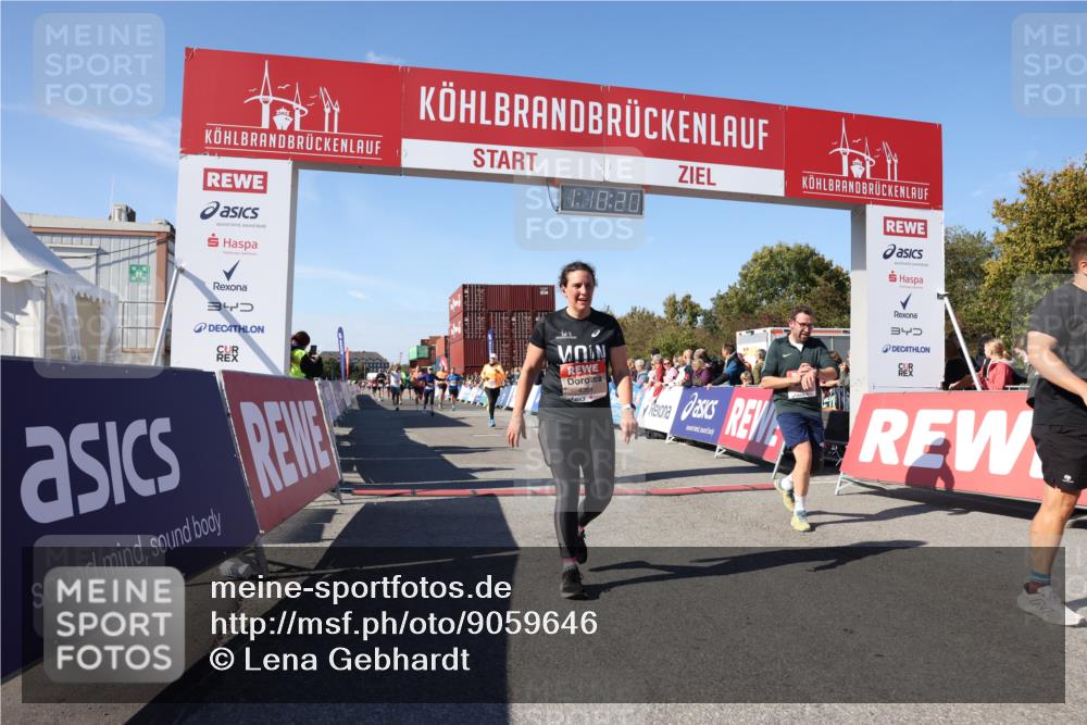 03.10.2025 - Köhlbrandbrückenlauf Lena Gebhardt http://msf.ph/oto/9059646 03.10.2025 13:10:21 Ziel 4147, 4343, 4364, 4479, 4683, 4710, 4711, 4774, 4822, 5029, 6587, 6781, 6782 meine-sportfotos.de