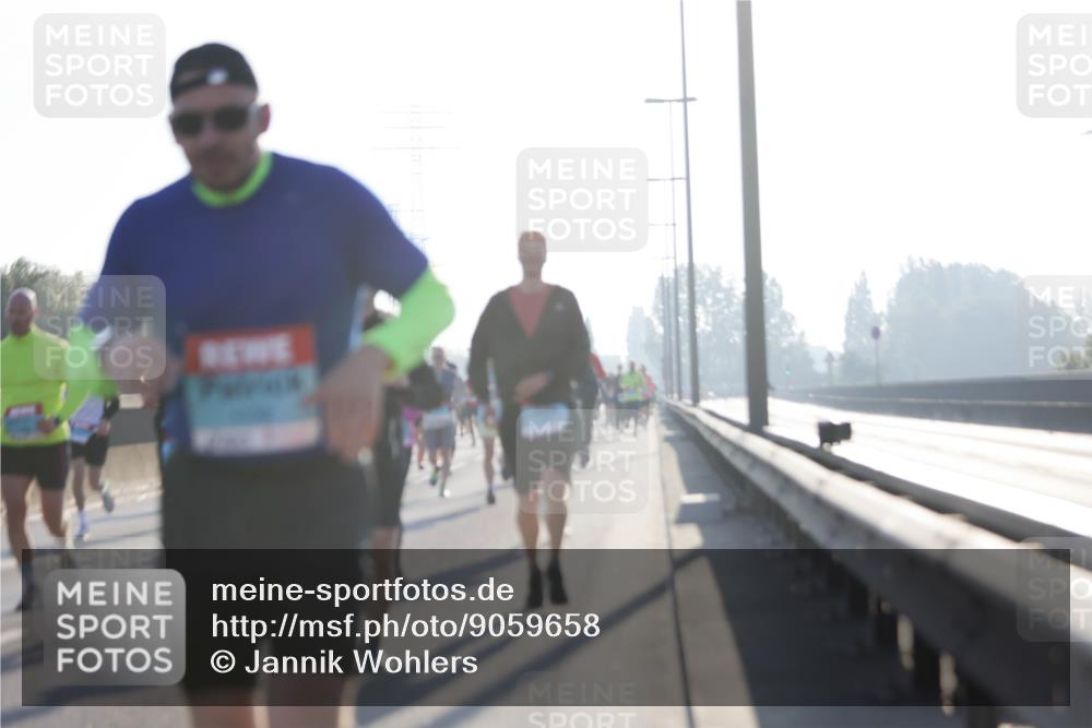 03.10.2025 - Köhlbrandbrückenlauf Jannik Wohlers http://msf.ph/oto/9059658 03.10.2025 09:14:27 Position 3  meine-sportfotos.de