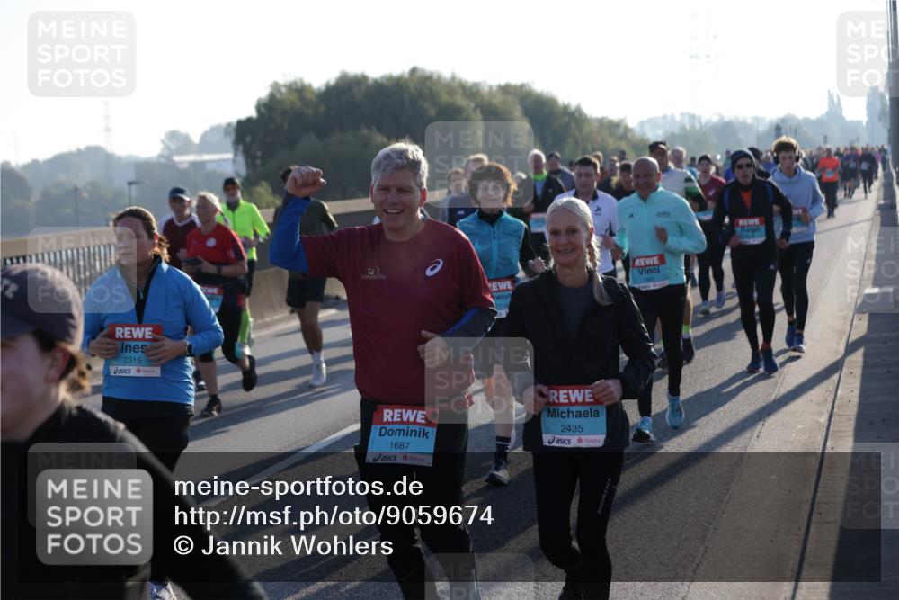 03.10.2025 - Köhlbrandbrückenlauf Jannik Wohlers http://msf.ph/oto/9059674 03.10.2025 09:22:18 Position 3 2315, 2119, 1861, 1687, 2435, 11711 meine-sportfotos.de