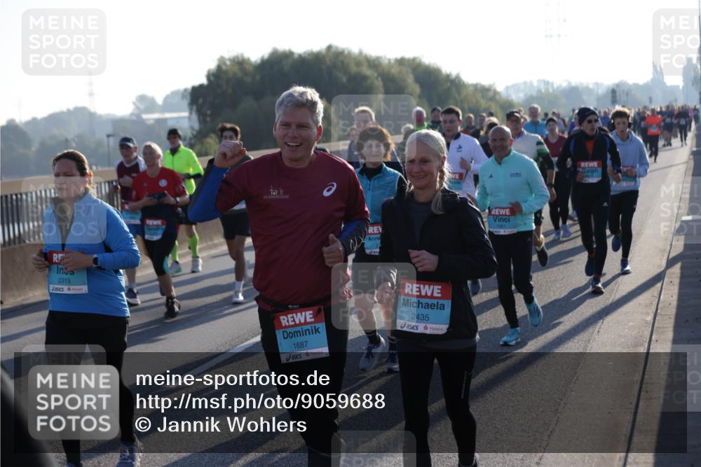 03.10.2025 - Köhlbrandbrückenlauf Jannik Wohlers http://msf.ph/oto/9059688 03.10.2025 09:22:18 Position 3 2315, 1687, 2435, 1861, 111711 meine-sportfotos.de