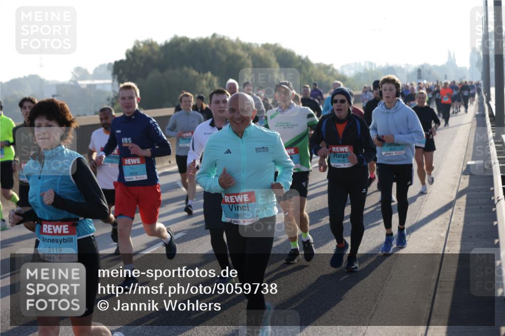 03.10.2025 - Köhlbrandbrückenlauf Jannik Wohlers http://msf.ph/oto/9059738 03.10.2025 09:22:20 Position 3 2119, 3829, 1861, 3116, 3647 meine-sportfotos.de
