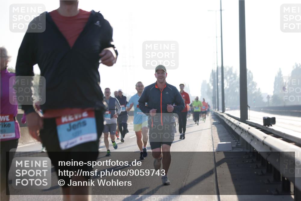 03.10.2025 - Köhlbrandbrückenlauf Jannik Wohlers http://msf.ph/oto/9059743 03.10.2025 09:14:29 Position 3  meine-sportfotos.de