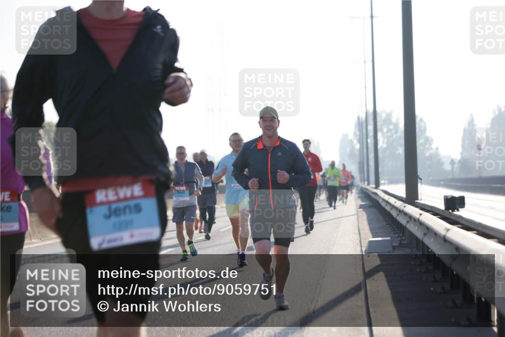 03.10.2025 - Köhlbrandbrückenlauf Jannik Wohlers http://msf.ph/oto/9059751 03.10.2025 09:14:29 Position 3 1291 meine-sportfotos.de