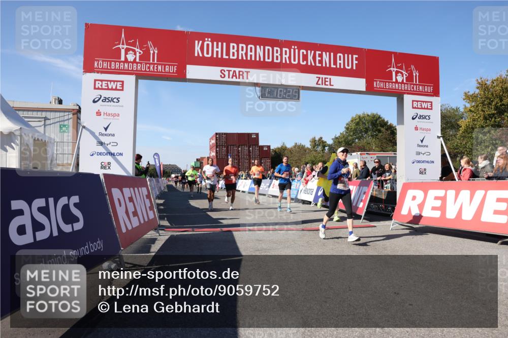03.10.2025 - Köhlbrandbrückenlauf Lena Gebhardt http://msf.ph/oto/9059752 03.10.2025 13:10:26 Ziel 4147, 4364, 4429, 4479, 4710, 4711, 4774, 5029, 5689, 6024, 6294, 6587, 6781, 6782 meine-sportfotos.de