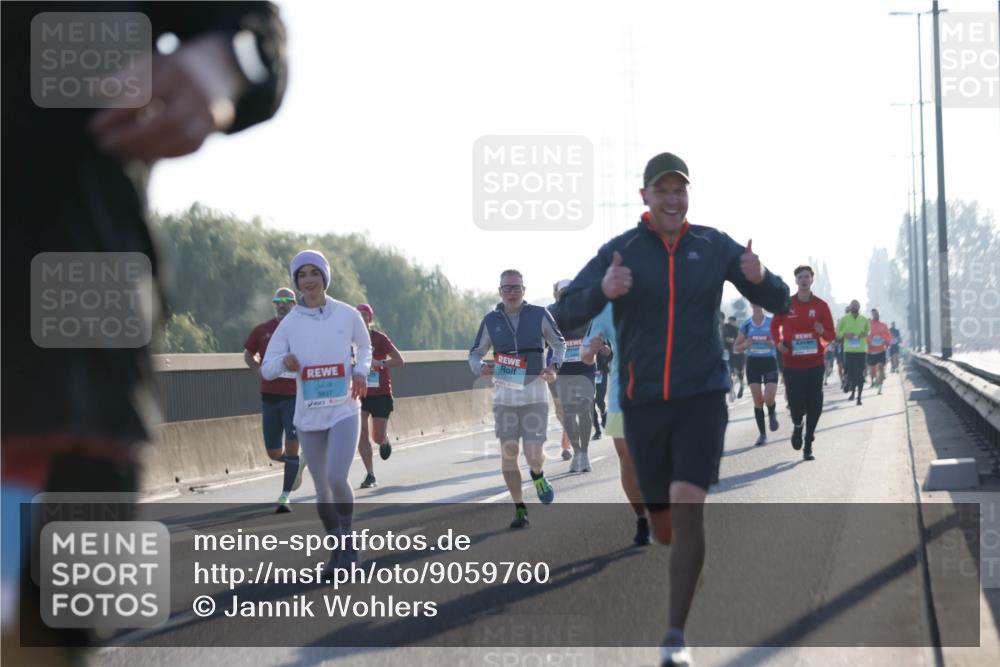 03.10.2025 - Köhlbrandbrückenlauf Jannik Wohlers http://msf.ph/oto/9059760 03.10.2025 09:14:30 Position 3 3837 meine-sportfotos.de