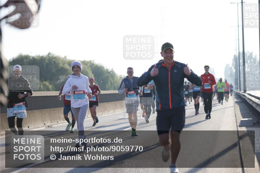 03.10.2025 - Köhlbrandbrückenlauf Jannik Wohlers http://msf.ph/oto/9059770 03.10.2025 09:14:30 Position 3 3837 meine-sportfotos.de