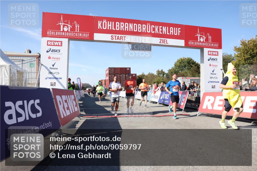 03.10.2025 - Köhlbrandbrückenlauf Lena Gebhardt http://msf.ph/oto/9059797 03.10.2025 13:10:27 Ziel 4147, 4364, 4386, 4429, 4479, 4710, 4711, 4774, 5383, 5689, 5738, 5889, 6024, 6177, 6294, 6587, 6779, 6781, 6782 meine-sportfotos.de