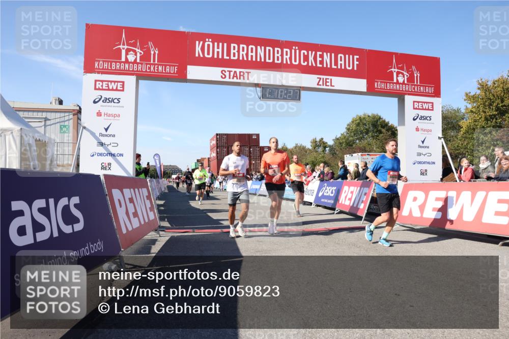 03.10.2025 - Köhlbrandbrückenlauf Lena Gebhardt http://msf.ph/oto/9059823 03.10.2025 13:10:28 Ziel 4147, 4364, 4386, 4429, 4479, 4710, 4711, 4774, 5229, 5383, 5689, 5738, 5889, 6024, 6177, 6294, 6587, 6779, 6781, 6782 meine-sportfotos.de