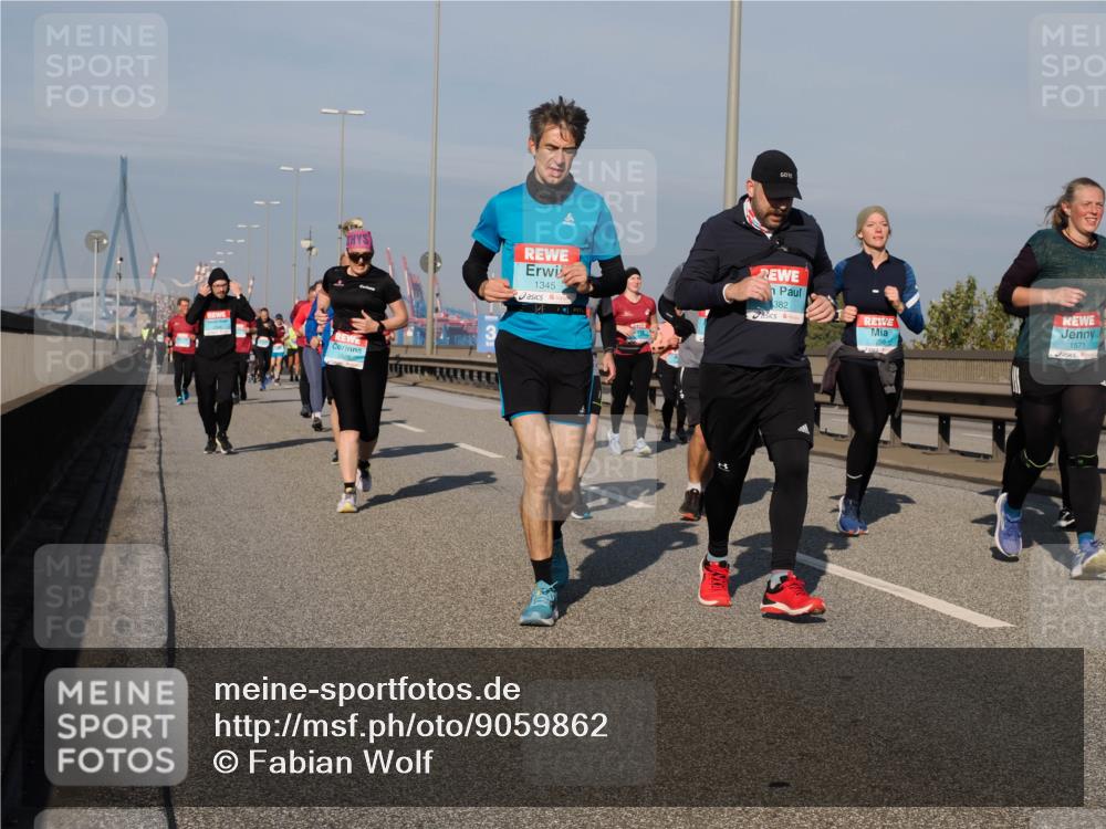 03.10.2025 - Köhlbrandbrückenlauf Fabian Wolf http://msf.ph/oto/9059862 03.10.2025 10:05:01 Position 3 1345, 382, 1571, 2298 meine-sportfotos.de