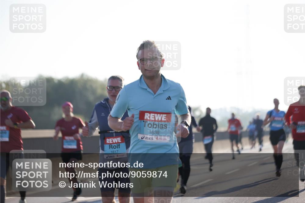 03.10.2025 - Köhlbrandbrückenlauf Jannik Wohlers http://msf.ph/oto/9059874 03.10.2025 09:14:32 Position 3 1617, 1639 meine-sportfotos.de