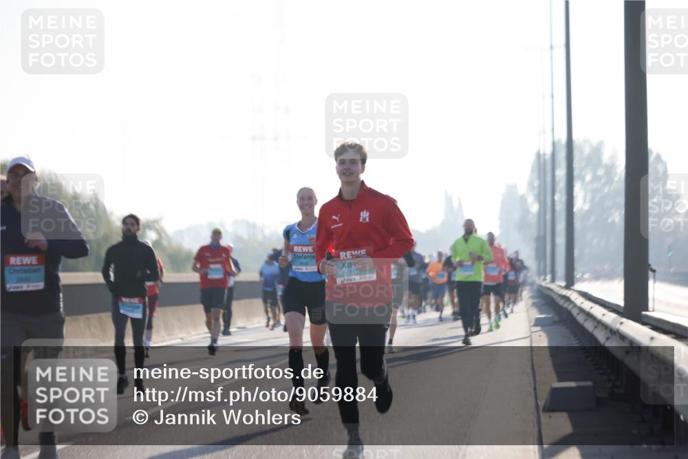 03.10.2025 - Köhlbrandbrückenlauf Jannik Wohlers http://msf.ph/oto/9059884 03.10.2025 09:14:33 Position 3 3458, 1118 meine-sportfotos.de