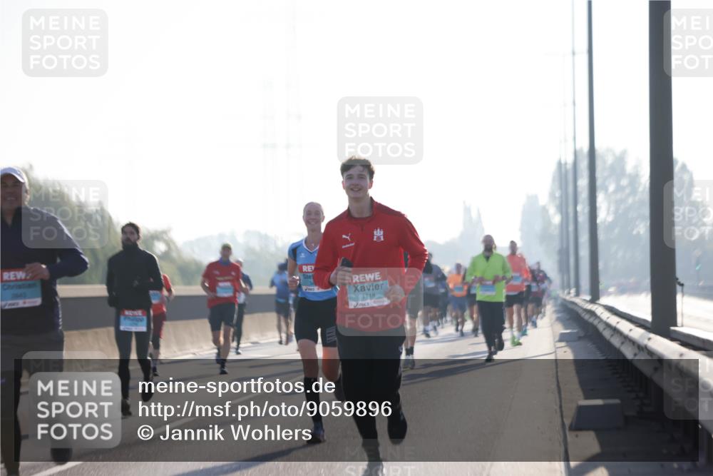 03.10.2025 - Köhlbrandbrückenlauf Jannik Wohlers http://msf.ph/oto/9059896 03.10.2025 09:14:33 Position 3 1118 meine-sportfotos.de