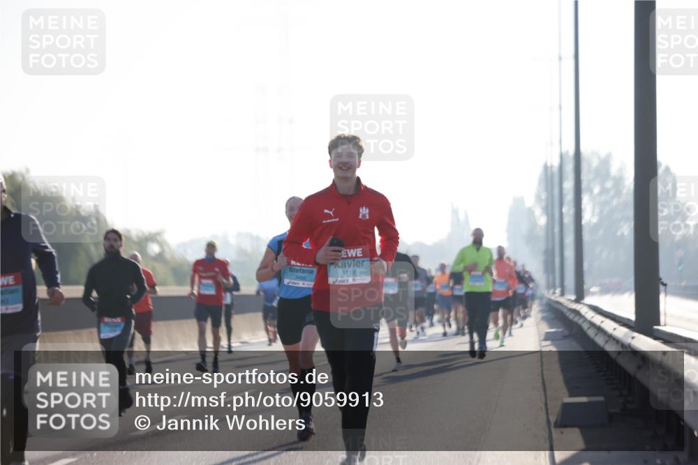 03.10.2025 - Köhlbrandbrückenlauf Jannik Wohlers http://msf.ph/oto/9059913 03.10.2025 09:14:33 Position 3 3458, 1118 meine-sportfotos.de