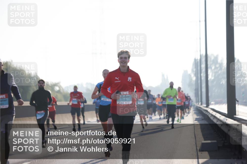 03.10.2025 - Köhlbrandbrückenlauf Jannik Wohlers http://msf.ph/oto/9059921 03.10.2025 09:14:33 Position 3 1118 meine-sportfotos.de