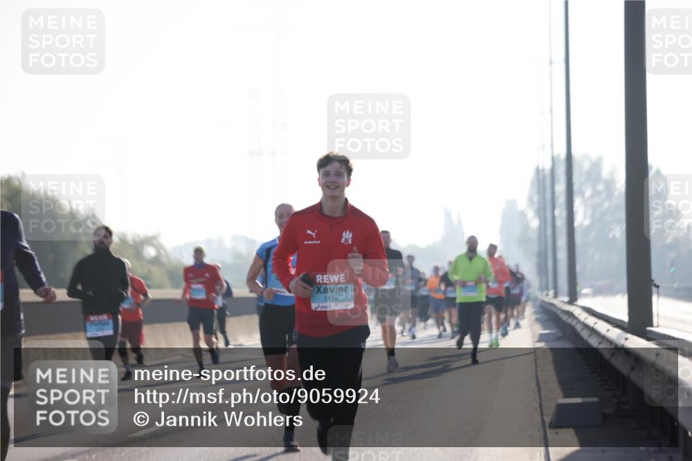 03.10.2025 - Köhlbrandbrückenlauf Jannik Wohlers http://msf.ph/oto/9059924 03.10.2025 09:14:33 Position 3 1118 meine-sportfotos.de