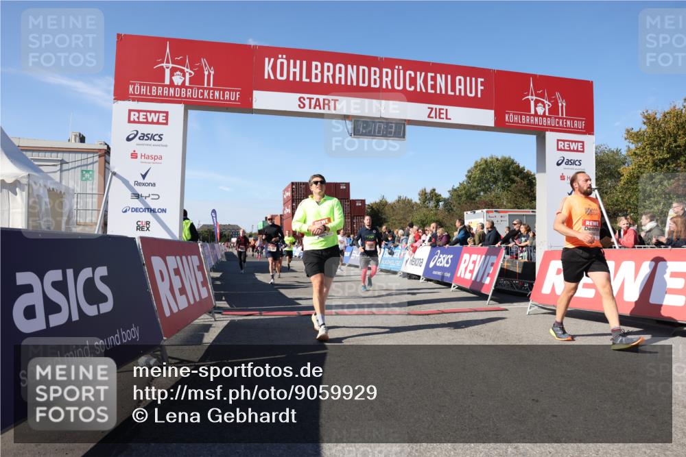 03.10.2025 - Köhlbrandbrückenlauf Lena Gebhardt http://msf.ph/oto/9059929 03.10.2025 13:10:31 Ziel 4386, 4429, 4479, 4710, 4711, 4774, 5229, 5383, 5689, 5738, 5889, 6024, 6177, 6294, 6779, 6781, 6782 meine-sportfotos.de