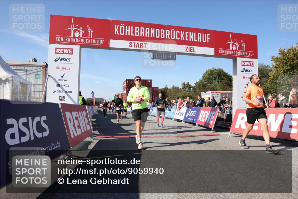 03.10.2025 - Köhlbrandbrückenlauf Lena Gebhardt http://msf.ph/oto/9059940 03.10.2025 13:10:31 Ziel 4386, 4429, 4479, 4710, 4711, 4774, 5229, 5383, 5689, 5738, 5889, 6024, 6177, 6294, 6779, 6781, 6782 meine-sportfotos.de