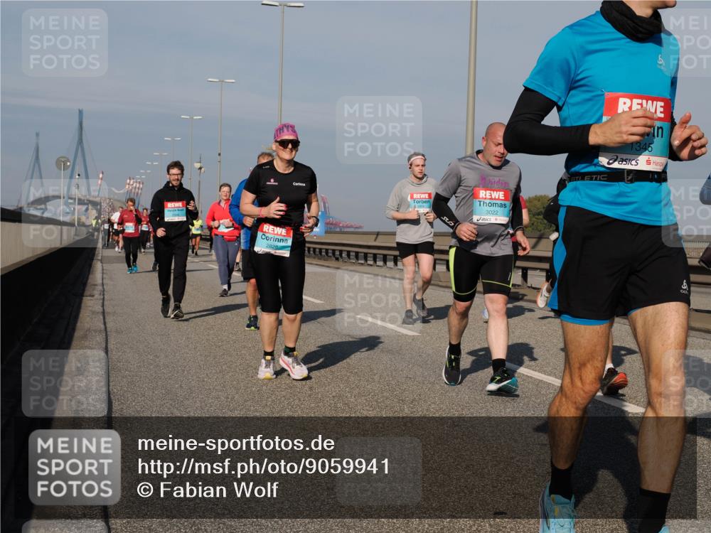 03.10.2025 - Köhlbrandbrückenlauf Fabian Wolf http://msf.ph/oto/9059941 03.10.2025 10:05:03 Position 3 2828, 3022, 1345, 8 meine-sportfotos.de