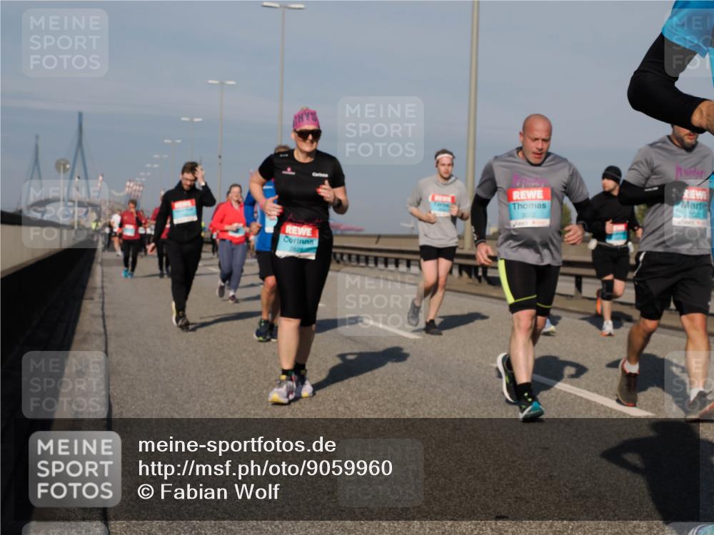 03.10.2025 - Köhlbrandbrückenlauf Fabian Wolf http://msf.ph/oto/9059960 03.10.2025 10:05:03 Position 3 3027 meine-sportfotos.de