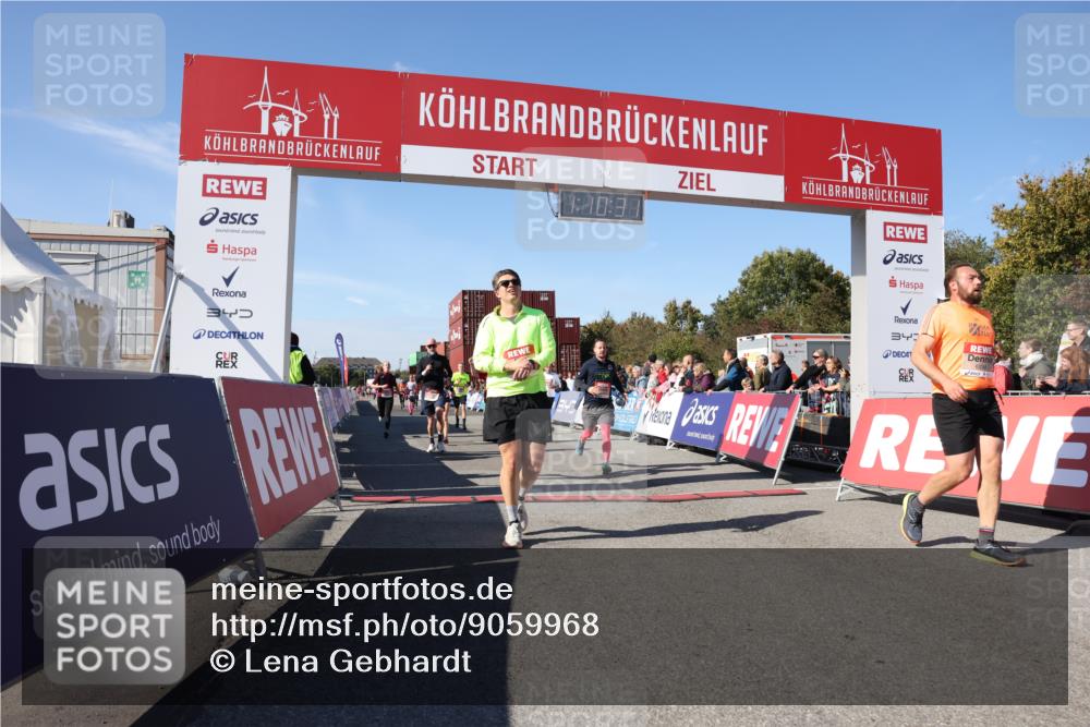 03.10.2025 - Köhlbrandbrückenlauf Lena Gebhardt http://msf.ph/oto/9059968 03.10.2025 13:10:31 Ziel 4386, 4429, 4479, 4710, 4711, 4774, 5229, 5383, 5689, 5738, 5889, 6024, 6177, 6294, 6779, 6781, 6782 meine-sportfotos.de