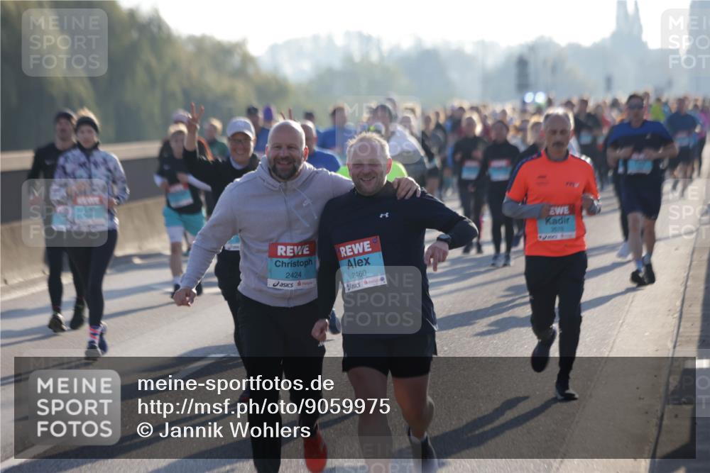 03.10.2025 - Köhlbrandbrückenlauf Jannik Wohlers http://msf.ph/oto/9059975 03.10.2025 09:22:27 Position 3 2424, 2460, 3576 meine-sportfotos.de
