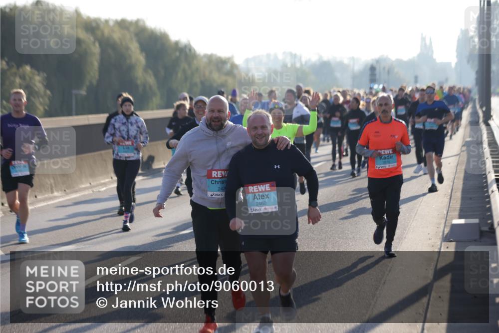 03.10.2025 - Köhlbrandbrückenlauf Jannik Wohlers http://msf.ph/oto/9060013 03.10.2025 09:22:28 Position 3 242, 2460, 3576 meine-sportfotos.de