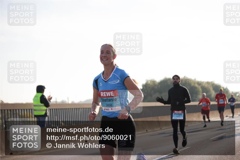 03.10.2025 - Köhlbrandbrückenlauf Jannik Wohlers http://msf.ph/oto/9060021 03.10.2025 09:14:37 Position 3 3458 meine-sportfotos.de