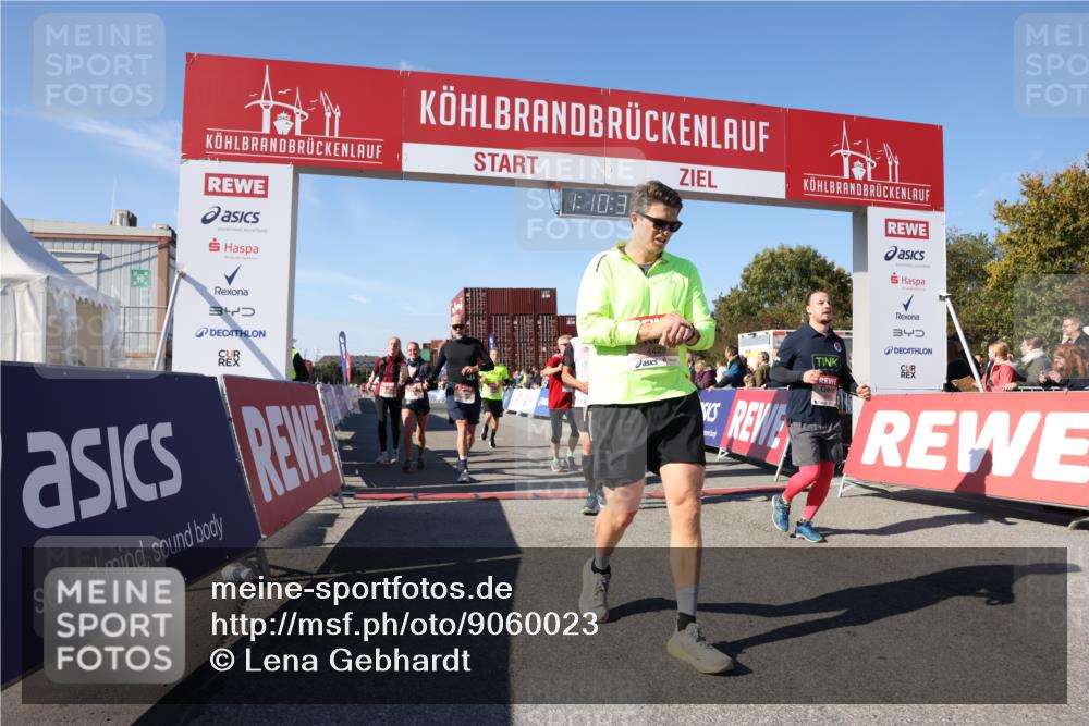 03.10.2025 - Köhlbrandbrückenlauf Lena Gebhardt http://msf.ph/oto/9060023 03.10.2025 13:10:33 Ziel 4386, 4429, 4479, 4514, 4710, 4711, 4774, 5229, 5383, 5689, 5738, 5889, 6024, 6177, 6294, 6779, 6781, 6782 meine-sportfotos.de