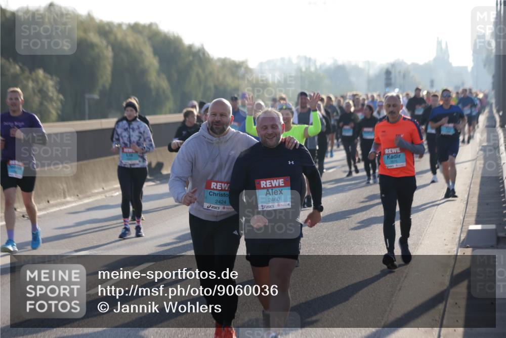 03.10.2025 - Köhlbrandbrückenlauf Jannik Wohlers http://msf.ph/oto/9060036 03.10.2025 09:22:28 Position 3 2424, 2460, 3576 meine-sportfotos.de