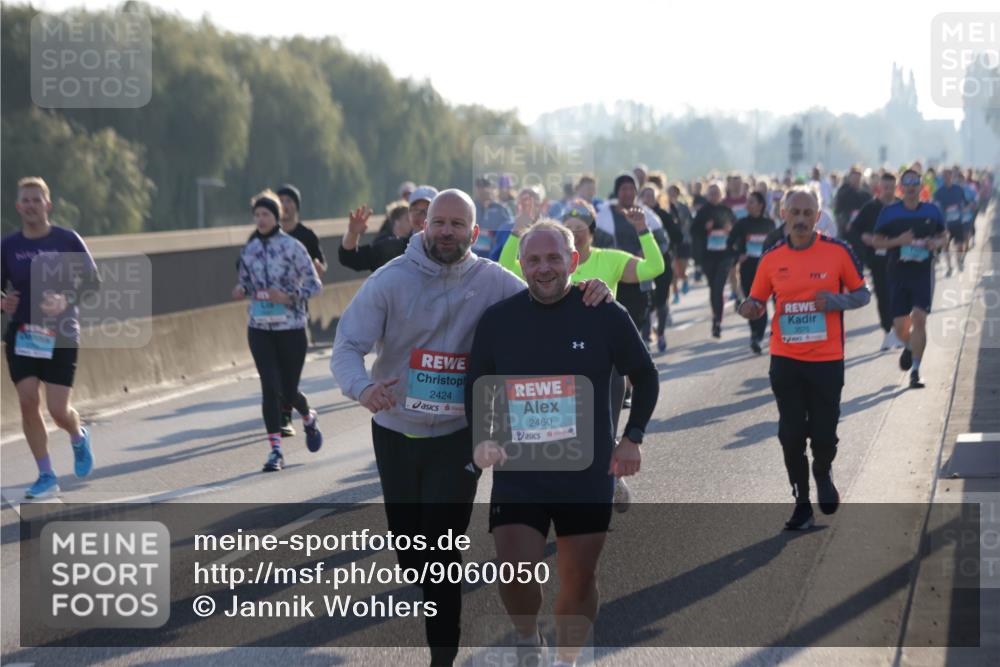 03.10.2025 - Köhlbrandbrückenlauf Jannik Wohlers http://msf.ph/oto/9060050 03.10.2025 09:22:28 Position 3 2424, 2460, 3576 meine-sportfotos.de