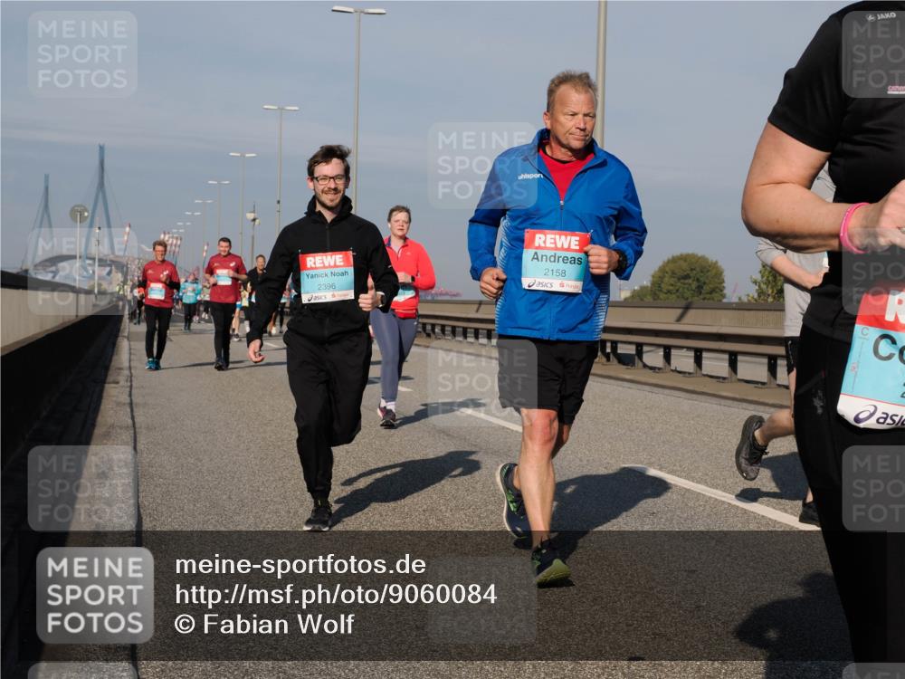 03.10.2025 - Köhlbrandbrückenlauf Fabian Wolf http://msf.ph/oto/9060084 03.10.2025 10:05:05 Position 3 2396, 2158 meine-sportfotos.de