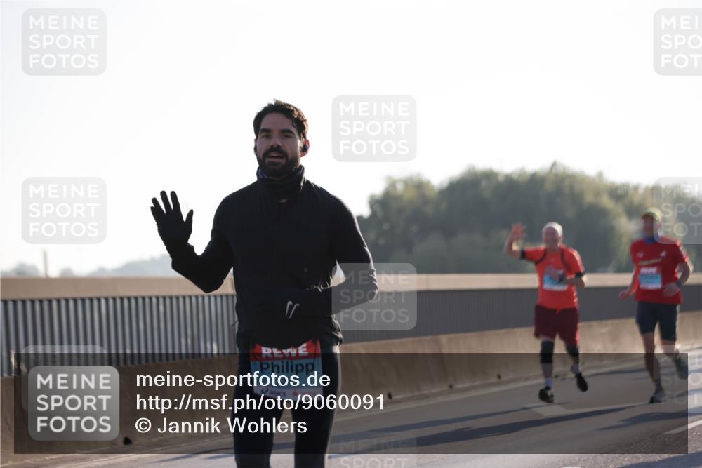 03.10.2025 - Köhlbrandbrückenlauf Jannik Wohlers http://msf.ph/oto/9060091 03.10.2025 09:14:39 Position 3 1279 meine-sportfotos.de