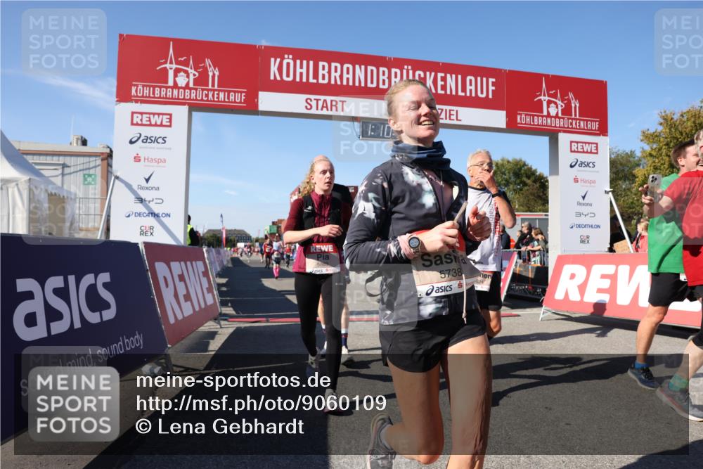 03.10.2025 - Köhlbrandbrückenlauf Lena Gebhardt http://msf.ph/oto/9060109 03.10.2025 13:10:36 Ziel 4386, 4429, 4514, 4711, 5229, 5383, 5410, 5689, 5738, 5889, 6024, 6177, 6269, 6273, 6294, 6779, 6781, 6782 meine-sportfotos.de