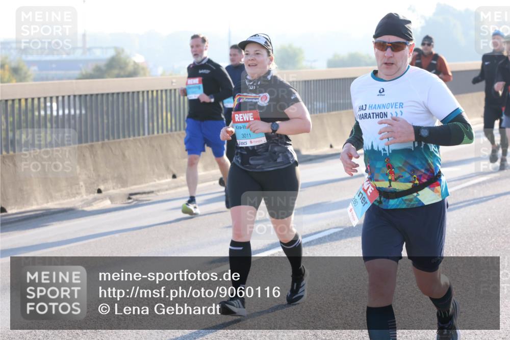 03.10.2025 - Köhlbrandbrückenlauf Lena Gebhardt http://msf.ph/oto/9060116 03.10.2025 09:19:08 Position 1 3011, 0 meine-sportfotos.de