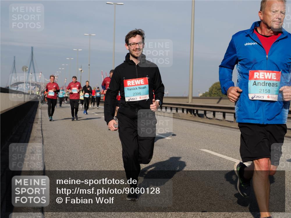 03.10.2025 - Köhlbrandbrückenlauf Fabian Wolf http://msf.ph/oto/9060128 03.10.2025 10:05:06 Position 3 2396, 2158 meine-sportfotos.de