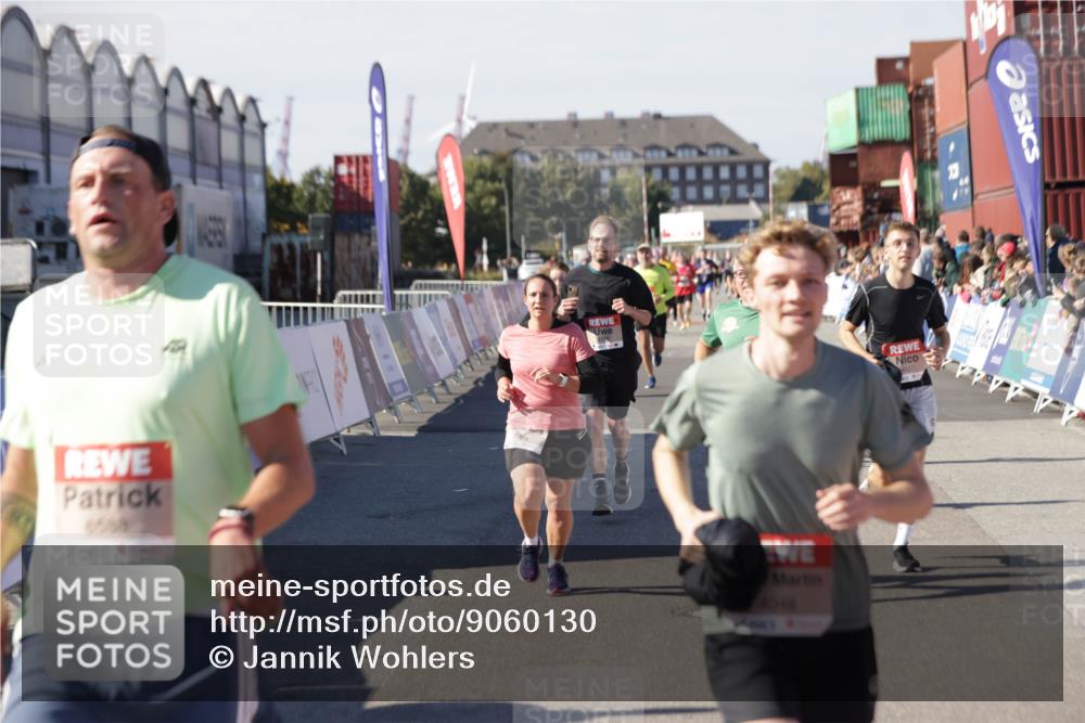 03.10.2025 - Köhlbrandbrückenlauf Jannik Wohlers http://msf.ph/oto/9060130 03.10.2025 13:12:42 Ziel 4048, 4391, 4392, 4527, 4609, 4855, 4858, 4864, 4873, 4975, 5874, 5916, 6466, 6588 meine-sportfotos.de