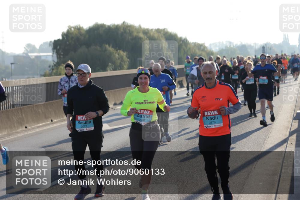03.10.2025 - Köhlbrandbrückenlauf Jannik Wohlers http://msf.ph/oto/9060133 03.10.2025 09:22:31 Position 3 2072, 2907, 3576 meine-sportfotos.de
