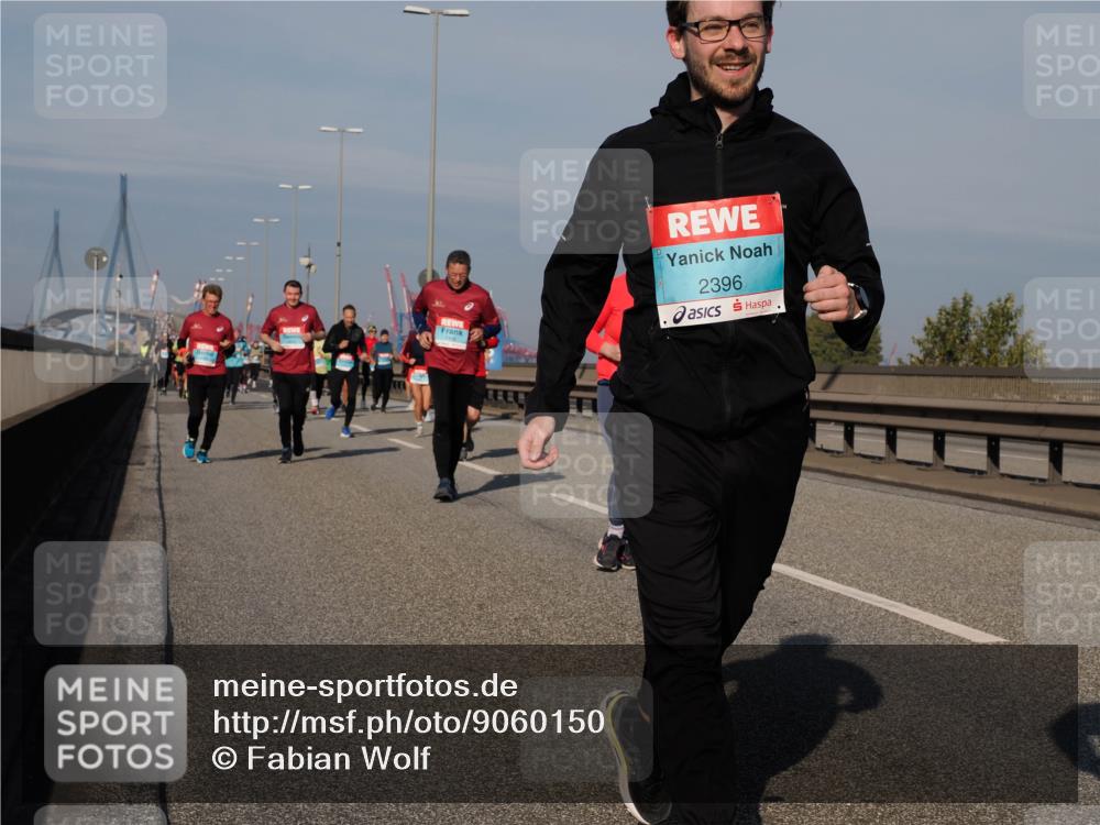 03.10.2025 - Köhlbrandbrückenlauf Fabian Wolf http://msf.ph/oto/9060150 03.10.2025 10:05:07 Position 3 2396 meine-sportfotos.de
