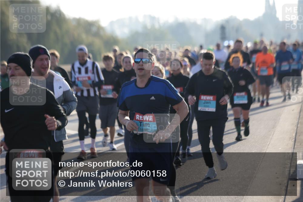 03.10.2025 - Köhlbrandbrückenlauf Jannik Wohlers http://msf.ph/oto/9060158 03.10.2025 09:22:33 Position 3 1877, 6, 1655, 3395 meine-sportfotos.de
