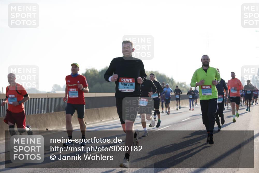 03.10.2025 - Köhlbrandbrückenlauf Jannik Wohlers http://msf.ph/oto/9060182 03.10.2025 09:14:41 Position 3 1197, 1219, 2889 meine-sportfotos.de