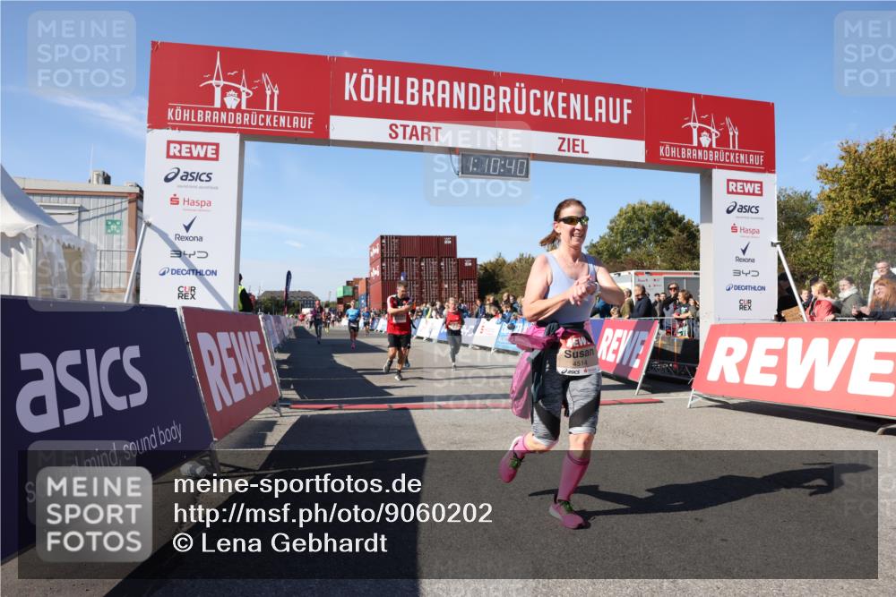 03.10.2025 - Köhlbrandbrückenlauf Lena Gebhardt http://msf.ph/oto/9060202 03.10.2025 13:10:40 Ziel 4081, 4386, 4429, 4488, 4514, 5229, 5383, 5410, 5689, 5738, 5753, 5889, 6024, 6177, 6269, 6273, 6779 meine-sportfotos.de